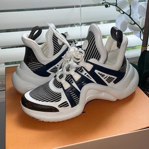 Louis Vuitton arch light sneakers